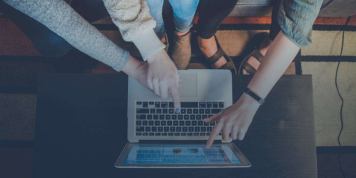 Why Smart E-commerce Businesses Are Outsourcing Their Accounting (And Saving 70% While Scaling Faster)